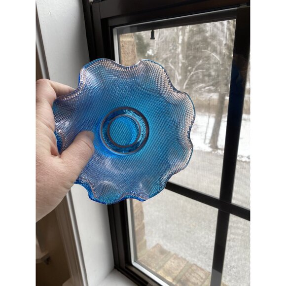 Set Of 3 Vintage Colony Blue & Pink Ruffled Waffle Glass Bowls - Picture 10 of 10